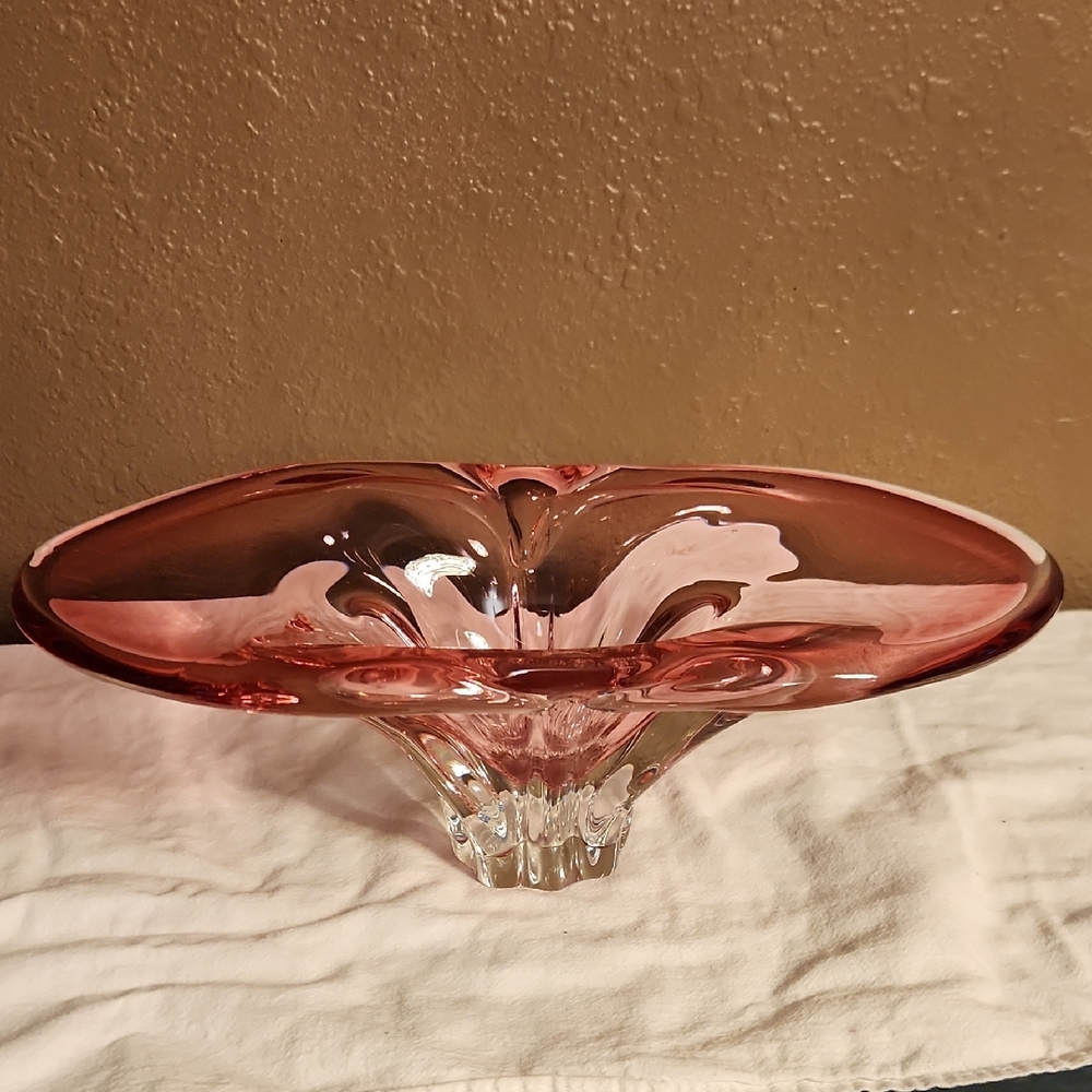 Bohemian Chribska 1960's Artisan Pink Glass Centerpiece Vase